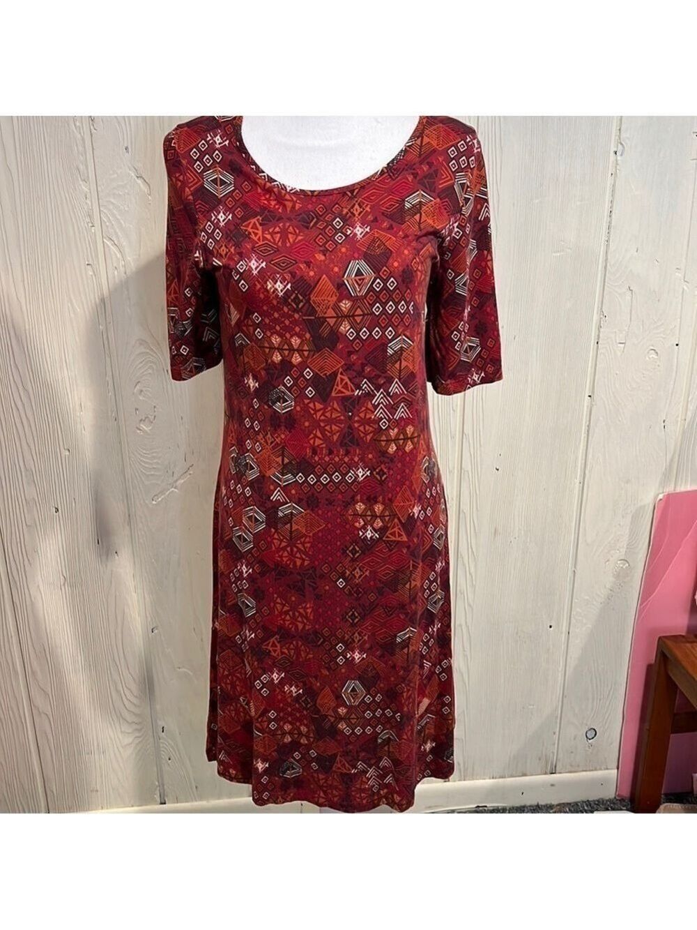 Isle A Line Aztec Dress Size 12 Short Sleeve